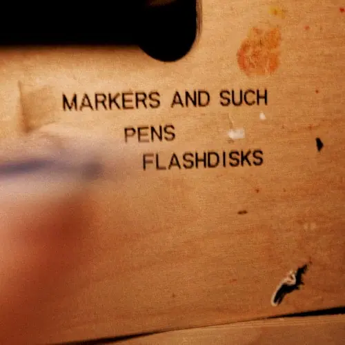 MARKERS AND SUCH PENS FLASHDISKS cover